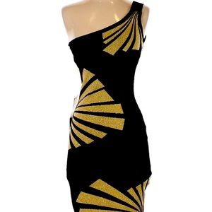 bebe one shoulder dress M